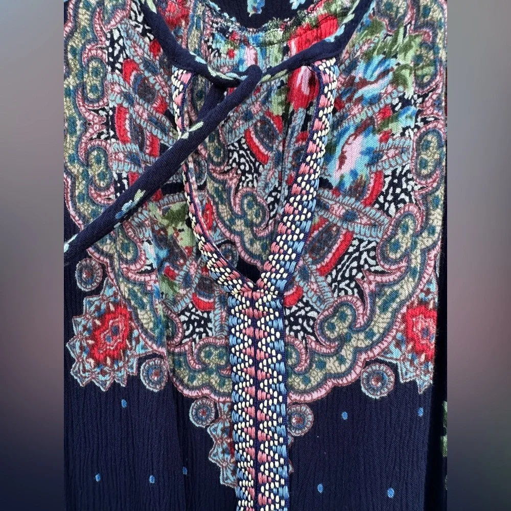 Bila Bohemian Sleeveless Embroidered Detail Top with Tie Tassles - Picture 6 of 11